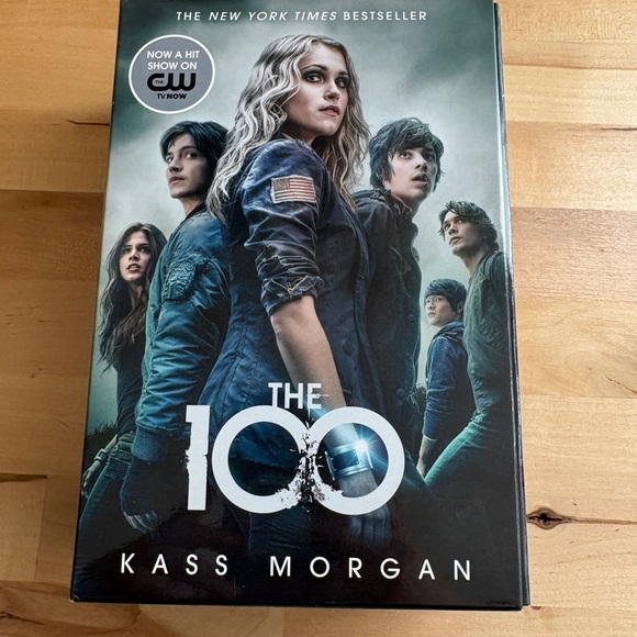 Other - The 100 Book by Kass Morgan